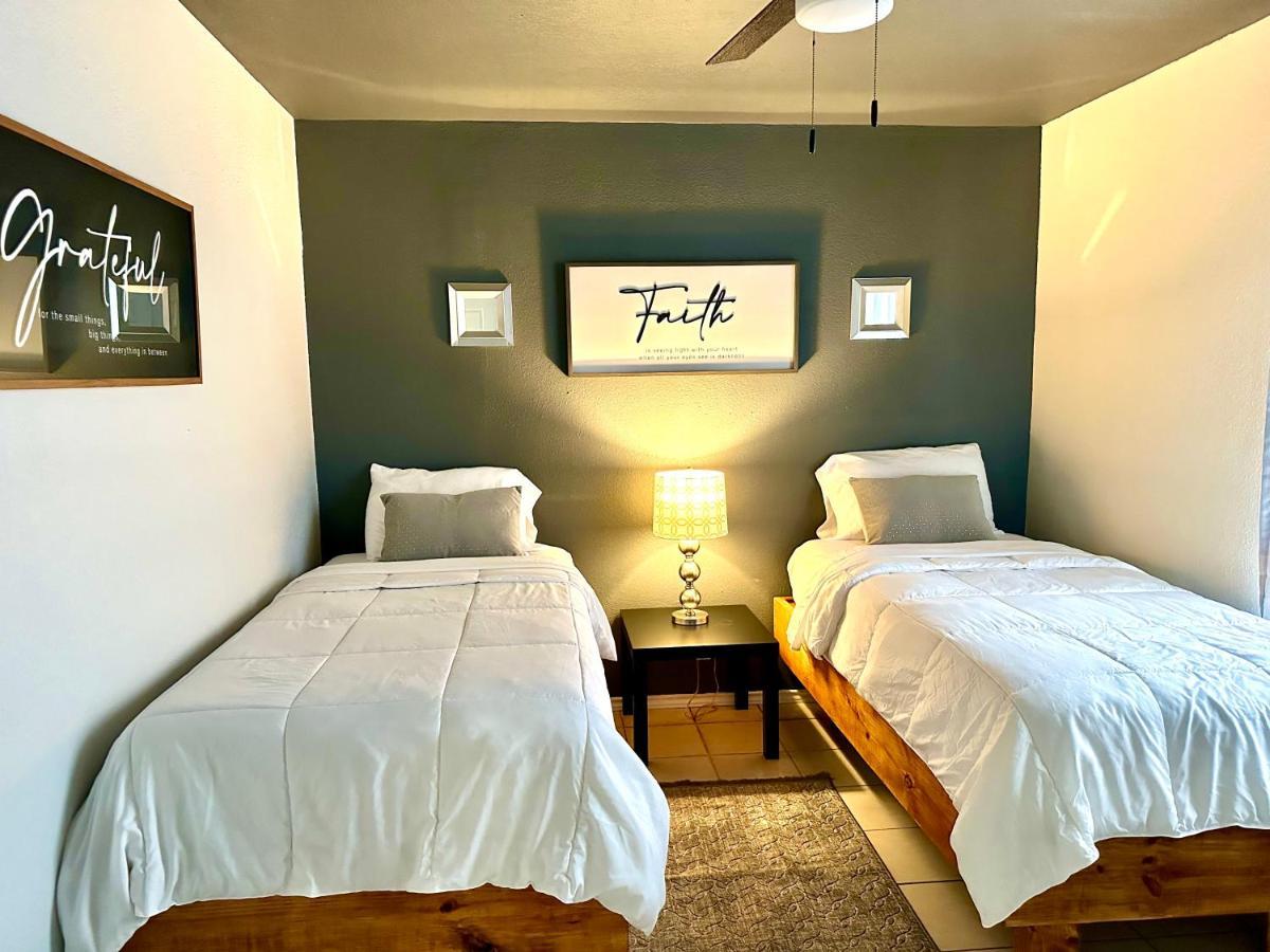Traveler Stay Plus Eagle Pass Dış mekan fotoğraf